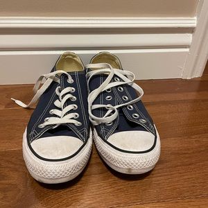 converse navy low top